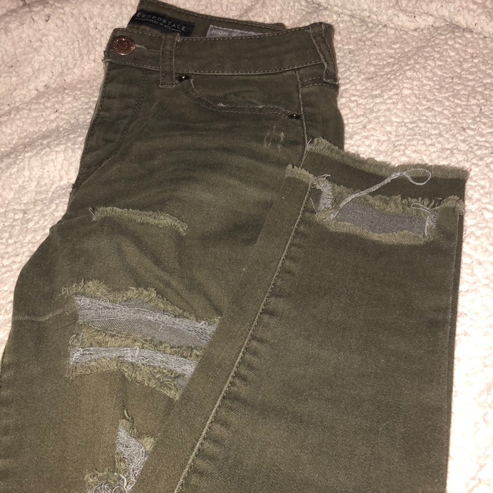 Ripped jeans